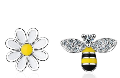 Cercei asimetrici albină și margaretă din argint